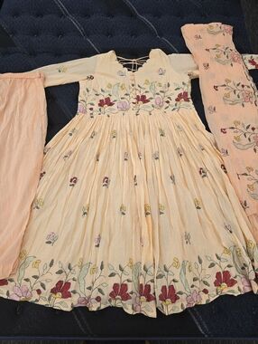 Women's Peach Floral Embroidered Anarkali Long Dress w Matching Scarf & Pant XL